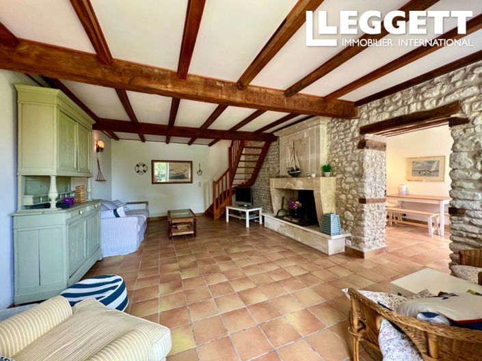 Image No.9-7 Bed House for sale