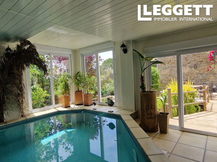 Image No.2-6 Bed House for sale