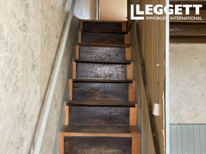 Image No.10-2 Bed House for sale