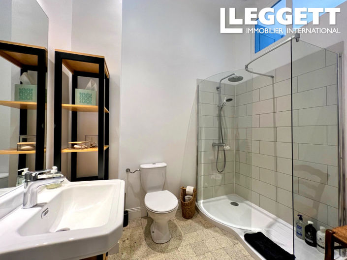 Image No.10-5 Bed House for sale