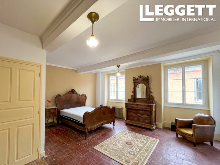 Image No.2-5 Bed House for sale