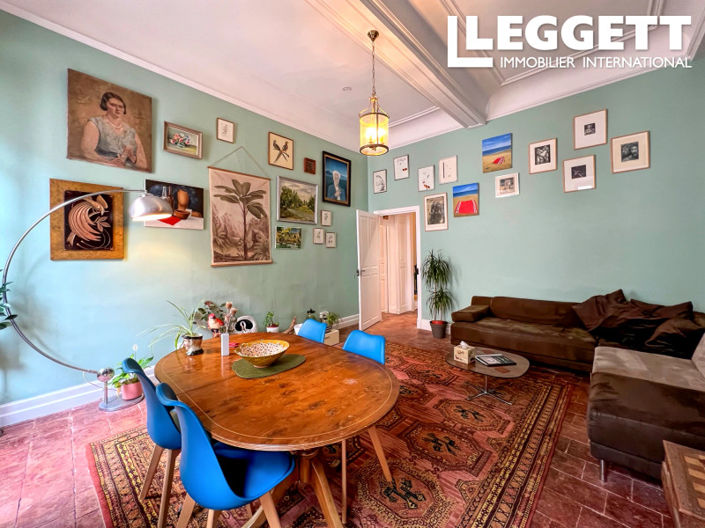 Image No.9-5 Bed House for sale