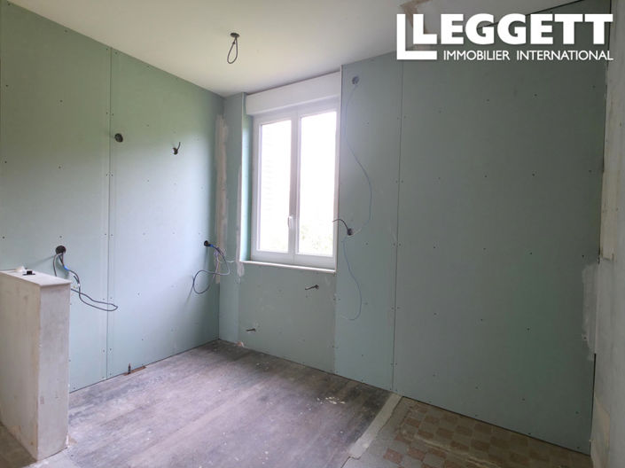 Image No.5-4 Bed House for sale