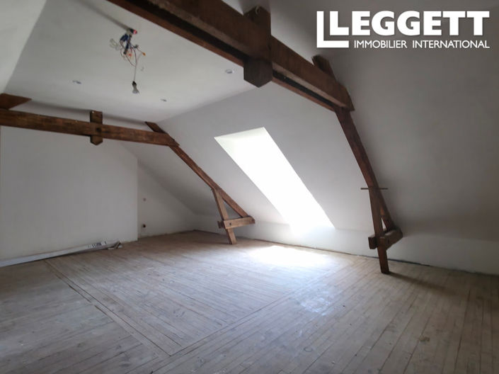 Image No.8-4 Bed House for sale