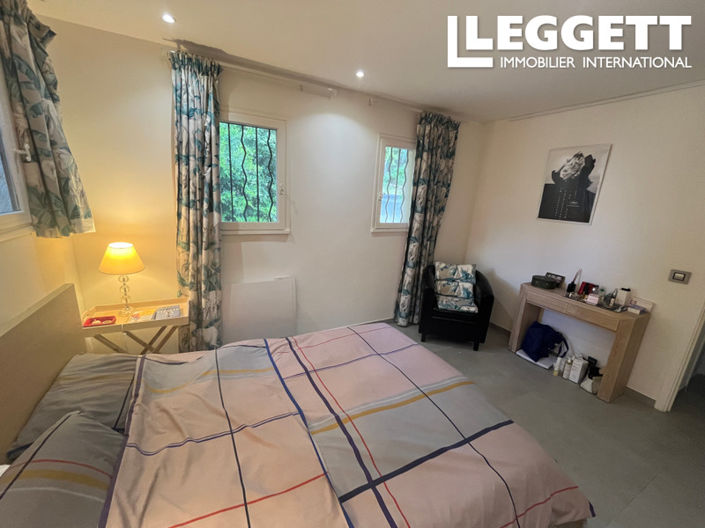 Image No.7-3 Bed House for sale