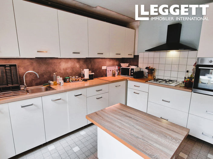 Image No.4-Maison de 5 chambres à vendre à Montpon-Menesterol