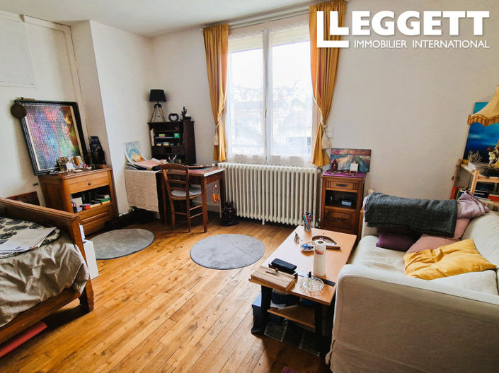 Image No.9-Maison de 5 chambres à vendre à Montpon-Menesterol