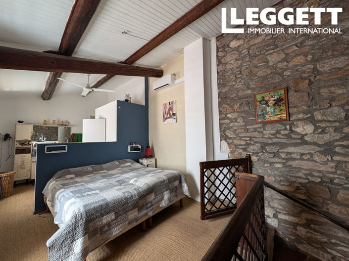 Image No.10-3 Bed House for sale