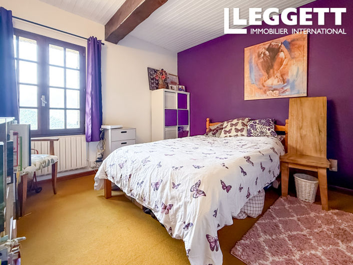 Image No.7-6 Bed House for sale