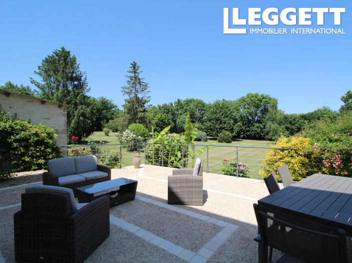 Image No.2-Maison de 4 chambres à vendre à Paizay-Naudouin-Embourie