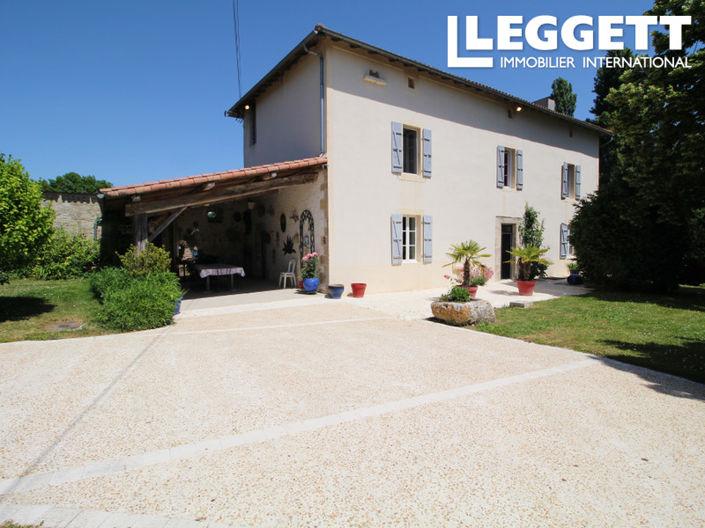 Image No.3-Maison de 4 chambres à vendre à Paizay-Naudouin-Embourie