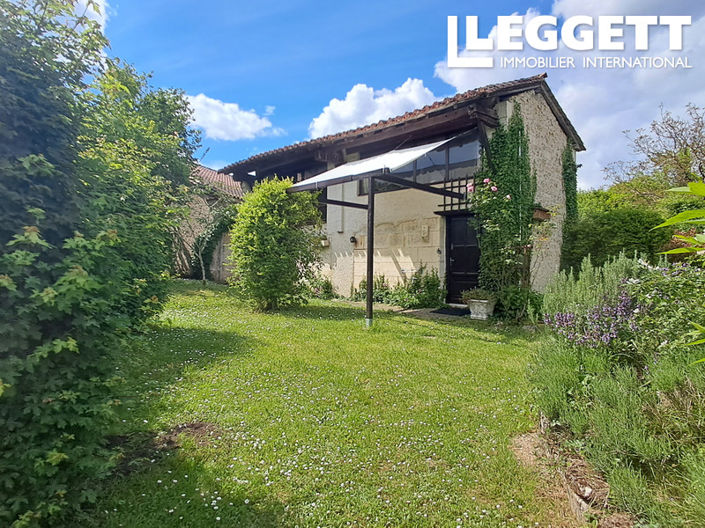 Image No.9-Maison de 2 chambres à vendre à Champagne-et-Fontaine