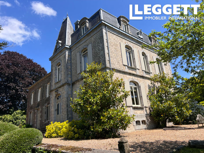 Image No.1-8 Bed Chateaux for sale