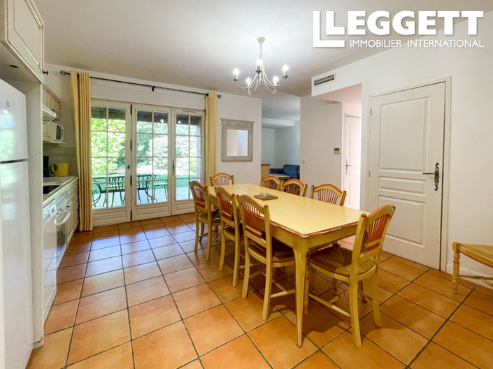 Image No.4-3 Bed House for sale