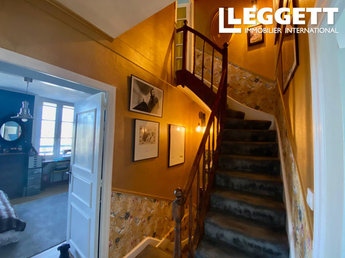 Image No.9-3 Bed House for sale