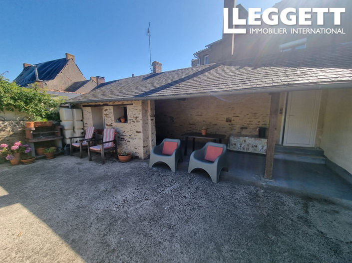 Image No.2-4 Bed House for sale