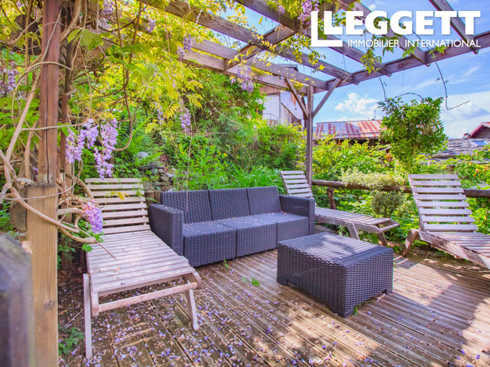 Image No.1-2 Bed House for sale