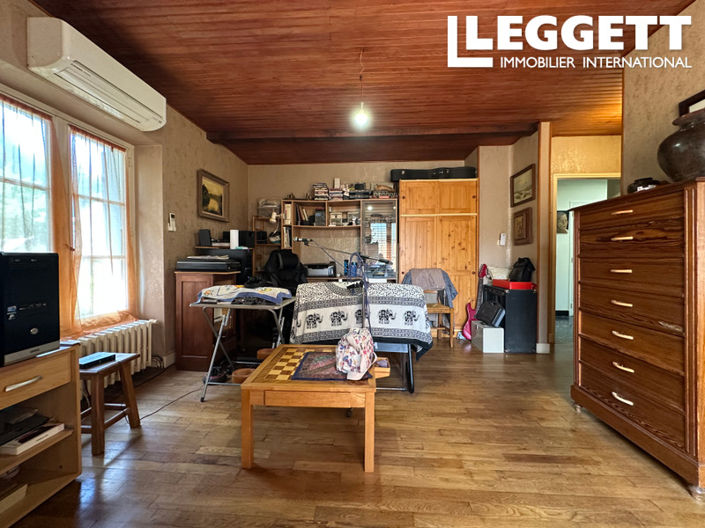 Image No.10-4 Bed House for sale