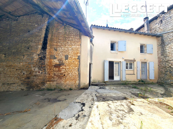 Image No.10-Maison de 6 chambres à vendre à Champagne-Mouton