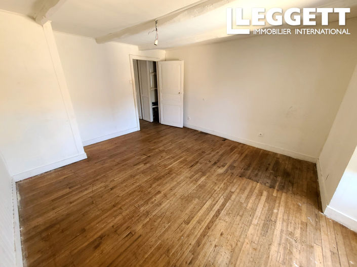 Image No.4-Maison de 6 chambres à vendre à Champagne-Mouton