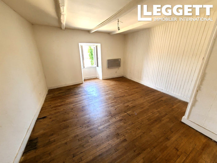 Image No.7-Maison de 6 chambres à vendre à Champagne-Mouton