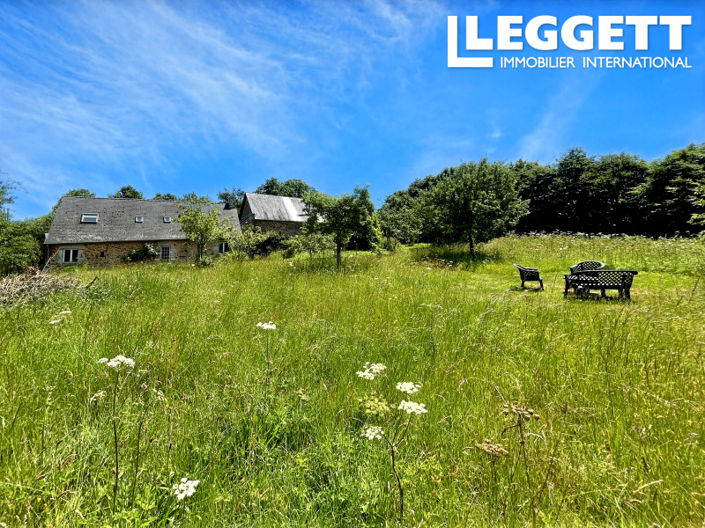 Image No.10-3 Bed House for sale