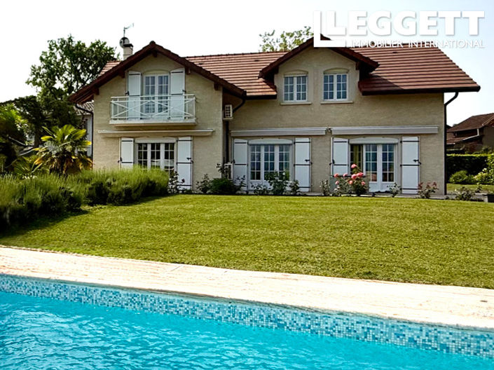 Image No.1-4 Bed House for sale