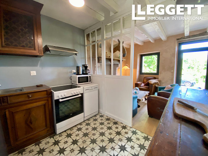 Image No.5-2 Bed House for sale