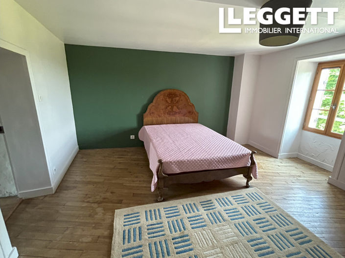 Image No.9-3 Bed House for sale