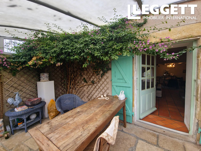 Image No.7-5 Bed House for sale