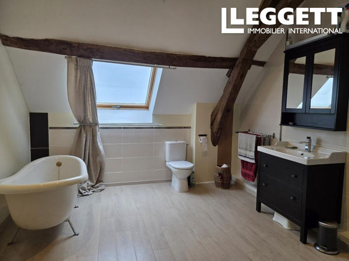 Image No.6-Maison de 6 chambres à vendre à Bourbon-l'Archambault