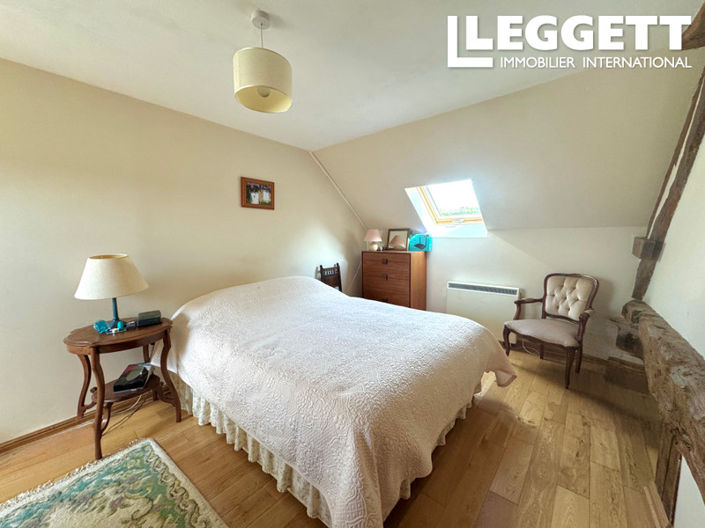 Image No.7-3 Bed House for sale