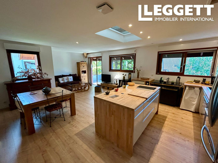 Image No.2-4 Bed Apartment for sale