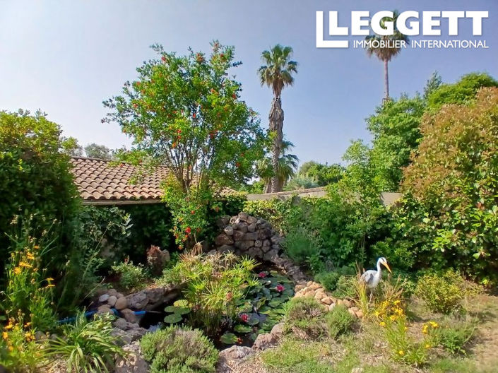 Image No.2-Maison de 5 chambres à vendre à Saint-Vincent-de-Barbeyrargues