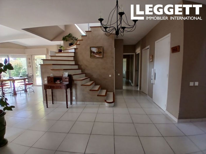 Image No.6-Maison de 5 chambres à vendre à Saint-Vincent-de-Barbeyrargues