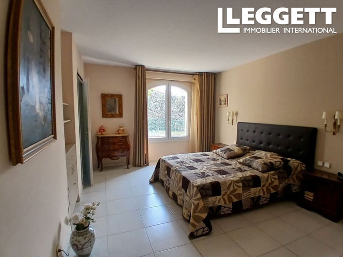 Image No.9-Maison de 5 chambres à vendre à Saint-Vincent-de-Barbeyrargues