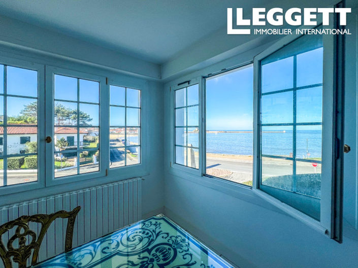 Image No.1-3 Bed Apartment for sale