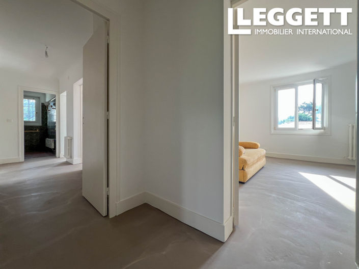 Image No.8-3 Bed Apartment for sale