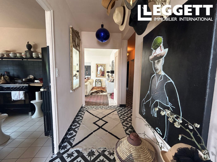 Image No.6-4 Bed House for sale