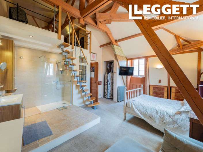 Image No.10-9 Bed House for sale