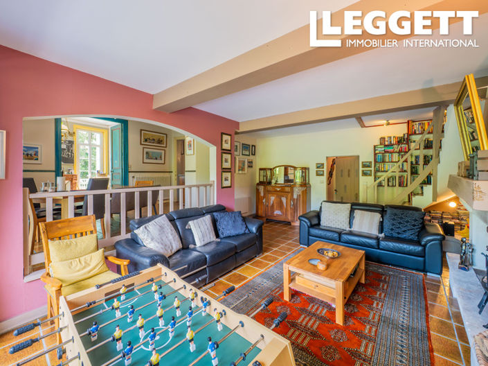 Image No.3-9 Bed House for sale