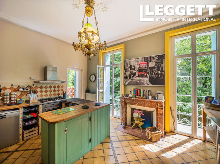 Image No.4-9 Bed House for sale