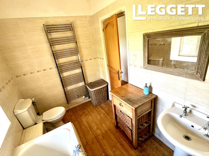 Image No.6-4 Bed House for sale