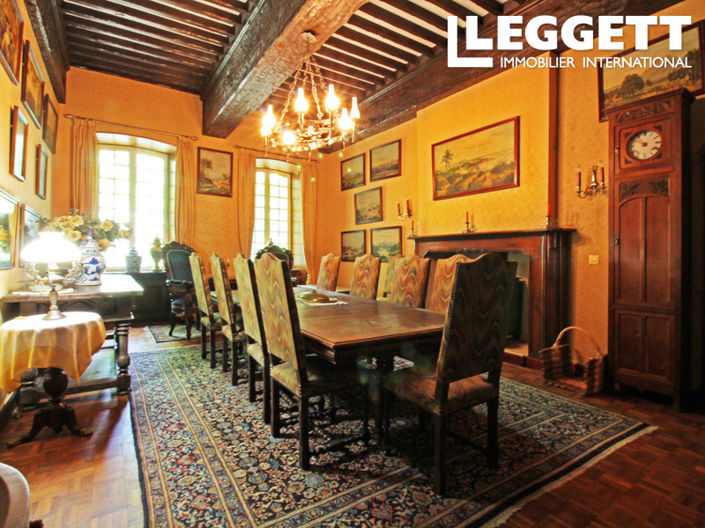 Image No.10-12 Bed Chateaux for sale