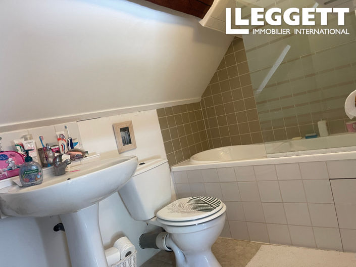 Image No.6-2 Bed House for sale