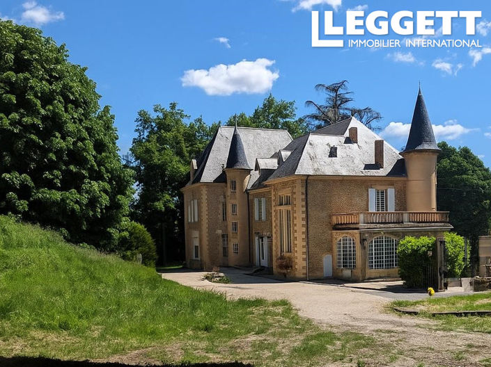 Image No.1-12 Bed Chateaux for sale