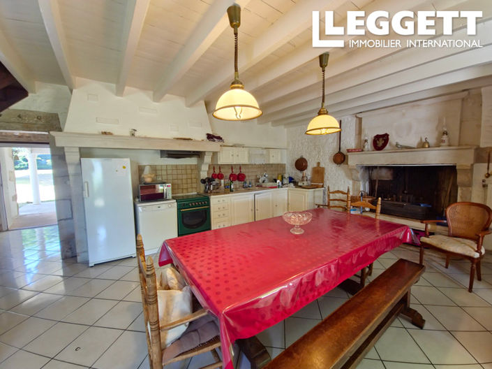 Image No.3-6 Bed House for sale