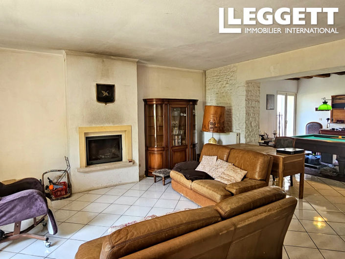 Image No.5-6 Bed House for sale