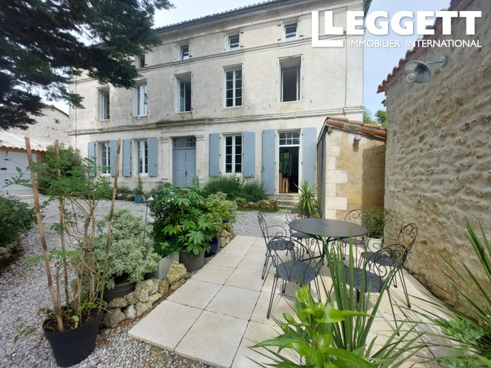 Image No.2-4 Bed House for sale