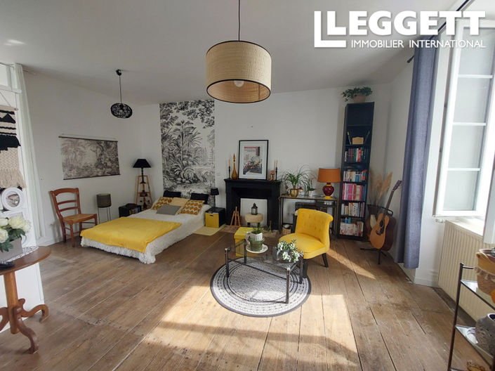 Image No.8-4 Bed House for sale